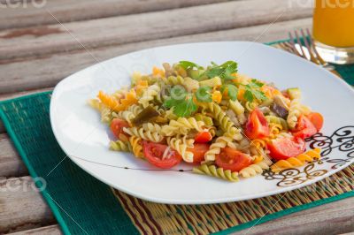 Italian pasta with vegetables