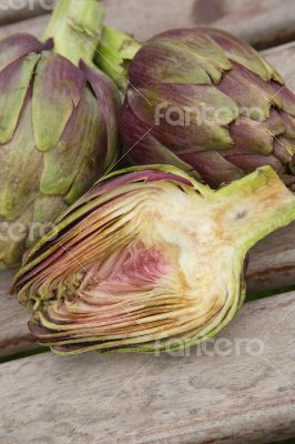 Two and a half artichoke