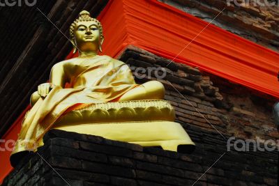 Buddha image in Lok Moli temple