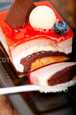 fresh strawberry yogurt mousse