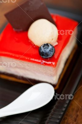 fresh strawberry yogurt mousse