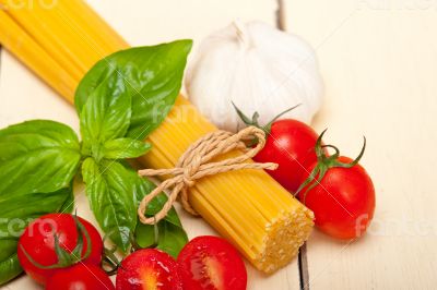 Italian spaghetti pasta tomato and basil