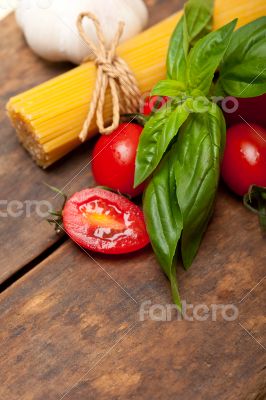 Italian spaghetti pasta tomato and basil