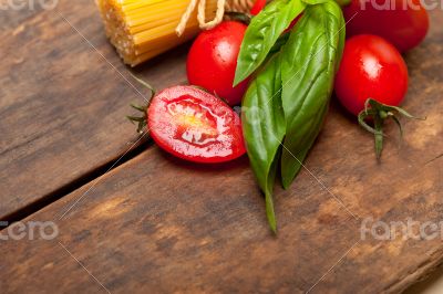 Italian spaghetti pasta tomato and basil