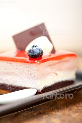 fresh strawberry yogurt mousse