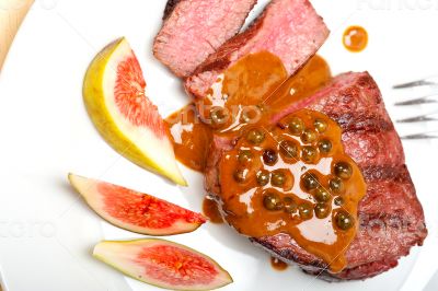 green peppercorn beef filet mignon