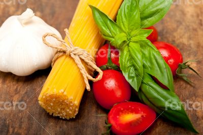 Italian spaghetti pasta tomato and basil