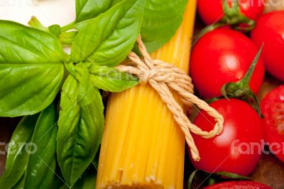 Italian spaghetti pasta tomato and basil