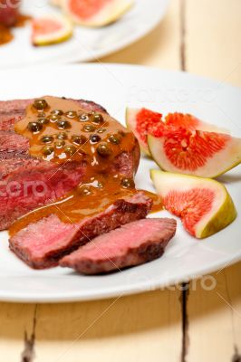 green peppercorn beef filet mignon