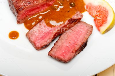 green peppercorn beef filet mignon
