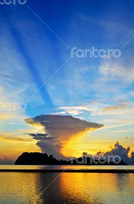 Sunrise at Hat Sai Ri beach in Chumphon