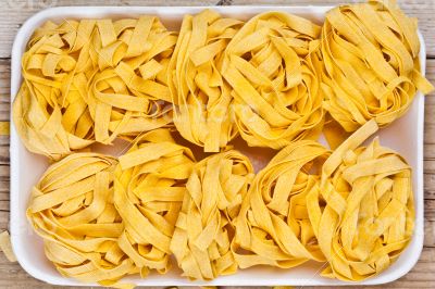 raw egg pasta 