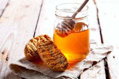 crackers and honey