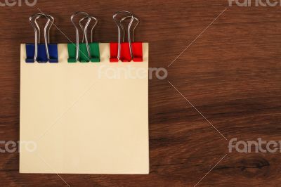 The Paper Note Color on the Wood