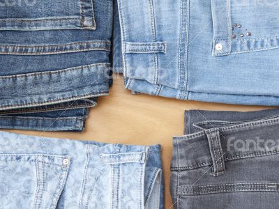 Jeans of various colors, the top view