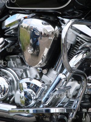 Motorcycle chrome engine design