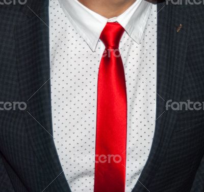 red tie