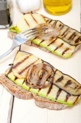 grilled vegetables on bread