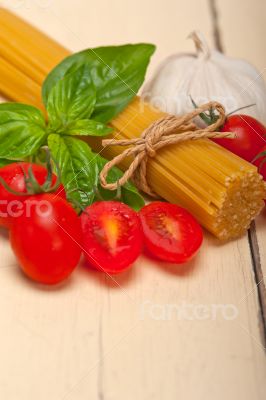 Italian spaghetti pasta tomato and basil