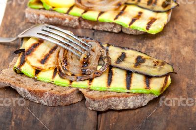 grilled vegetables on bread