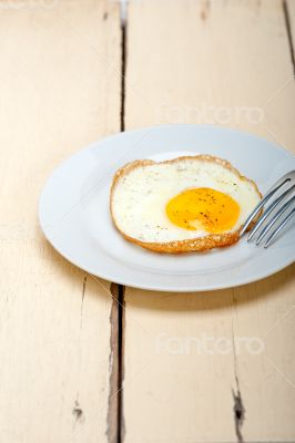 egg sunny side up
