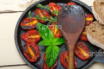 baked cherry tomatoes with basil and thyme