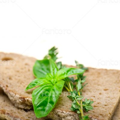 bread basil and thyme