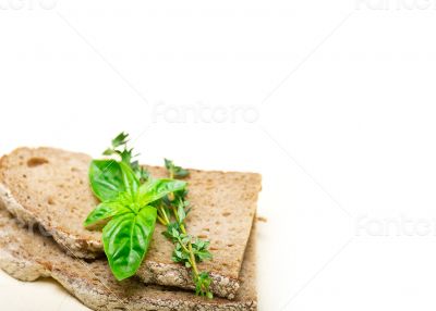 bread basil and thyme