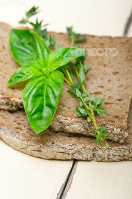 bread basil and thyme