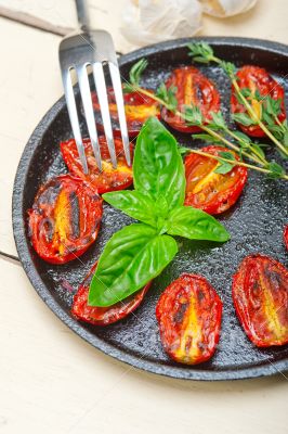 baked cherry tomatoes with basil and thyme