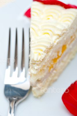 whipped cream mango cake