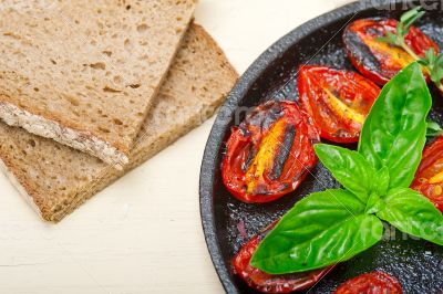 baked cherry tomatoes with basil and thyme