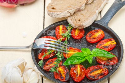 baked cherry tomatoes with basil and thyme