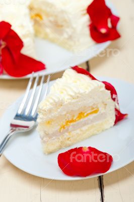 whipped cream mango cake