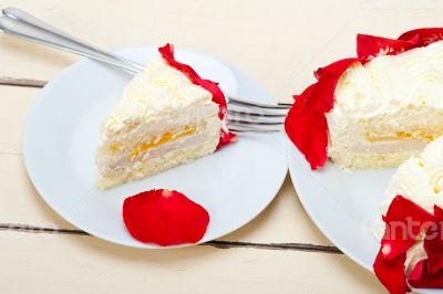 whipped cream mango cake