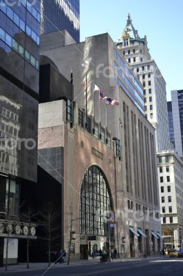 Walking towards 5th av