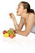 girl eating fruits