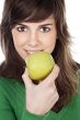 girl eating a apple