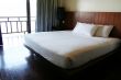 Resort bed