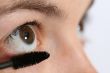 Applying mascara