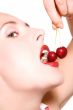 Biting cherries