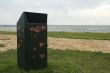 Loving garbage can