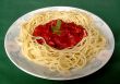 simple plate of spaghetti and tomato sauce