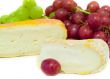 Cheese and grapes