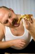 Eating pizza
