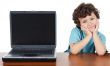 Child whit laptop