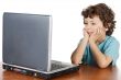 Child whit laptop