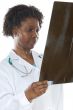 Woman doctor whit radiography
