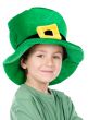Child whit hat of Saint Patrick`s