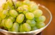 grapes in bowl